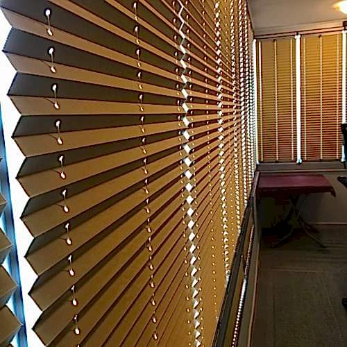 adana meka cam balkon